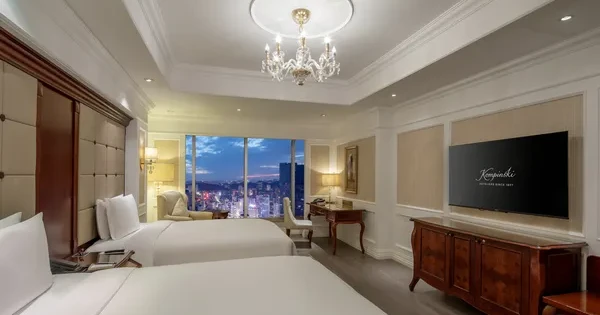 10 Best Hotels in Guiyang 2026: Jiaxiu Pavilion, the old centre and Guanshanhu Guiyang Hotel Cover Real Photo 2026