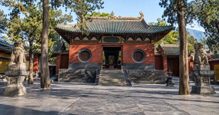 Luoyang to Shaolin Temple 2026: Coaches, Pickups and Return Trips Luoyang To Shaolin Temple Transport Cover 2026 768x403